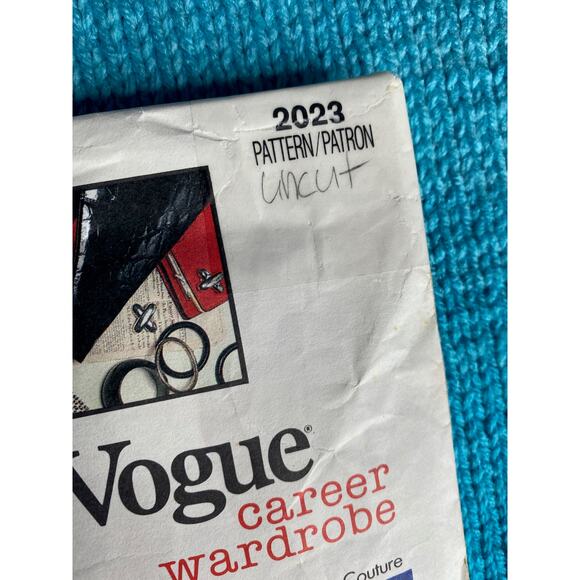 Vogue sewing pattern 2023 suit blazer skirt dress pants - Picture 2 of 6
